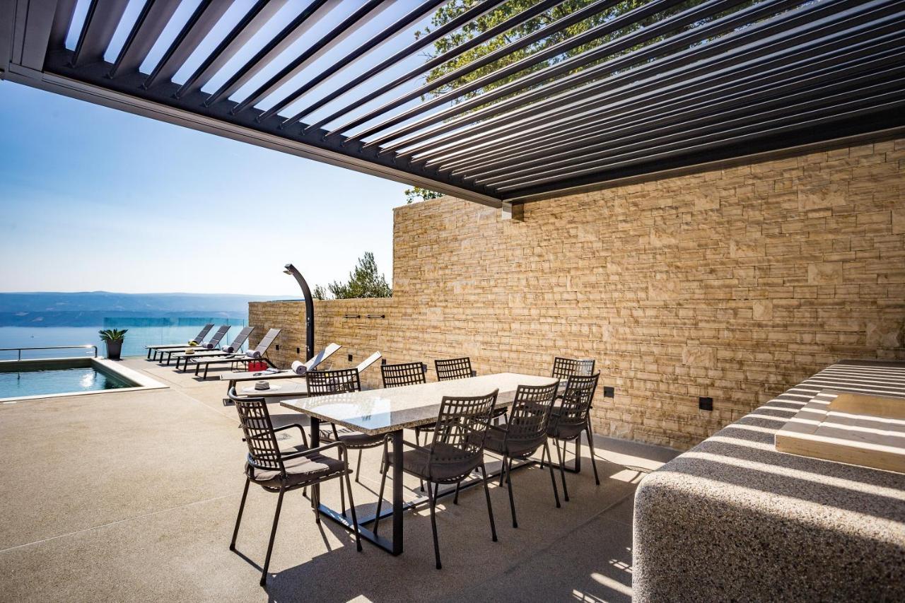 Villa Dispet With Heated Pool, Jacuzzi, Sauna And Cinema Celina Exterior photo