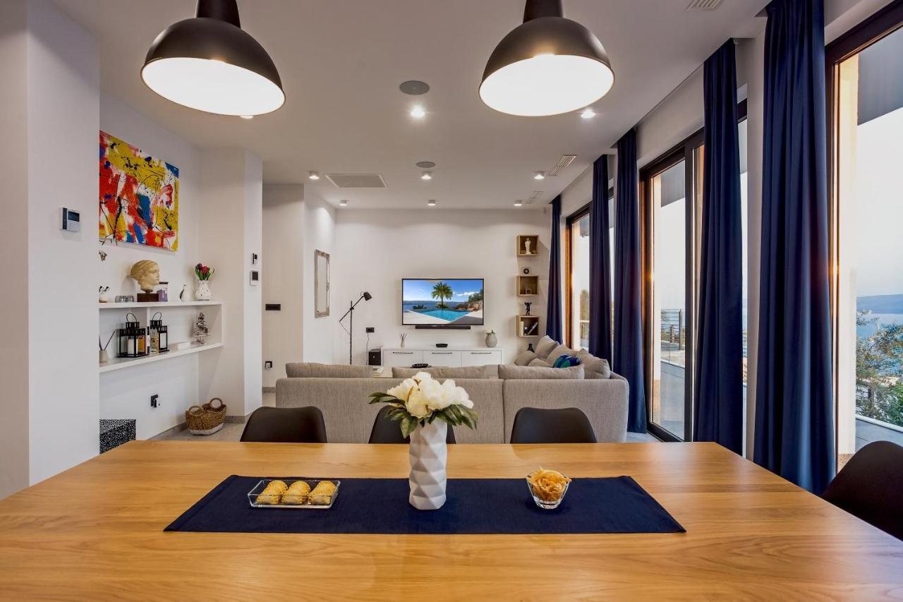 Villa Dispet With Heated Pool, Jacuzzi, Sauna And Cinema Celina Exterior photo